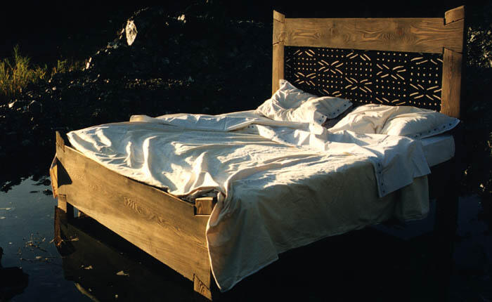 Il primo letto prodotto da L'alcova quasi 20 anni fa. Si può avere anche su misura e di diverso colore.  