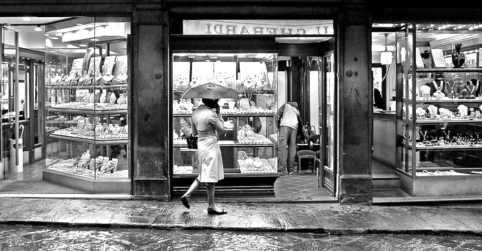 Pontevecchio in bianco e nero - credits Albireo2006 Flickr